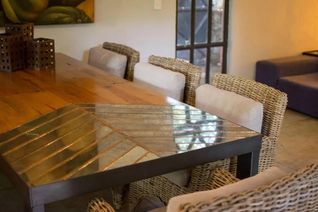 Stylish Mexican Chalet Luna Guadalajara 0*,