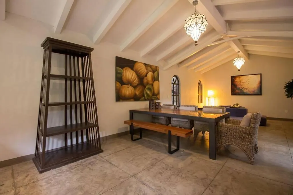 Stylish Mexican Chalet Luna Guadalajara